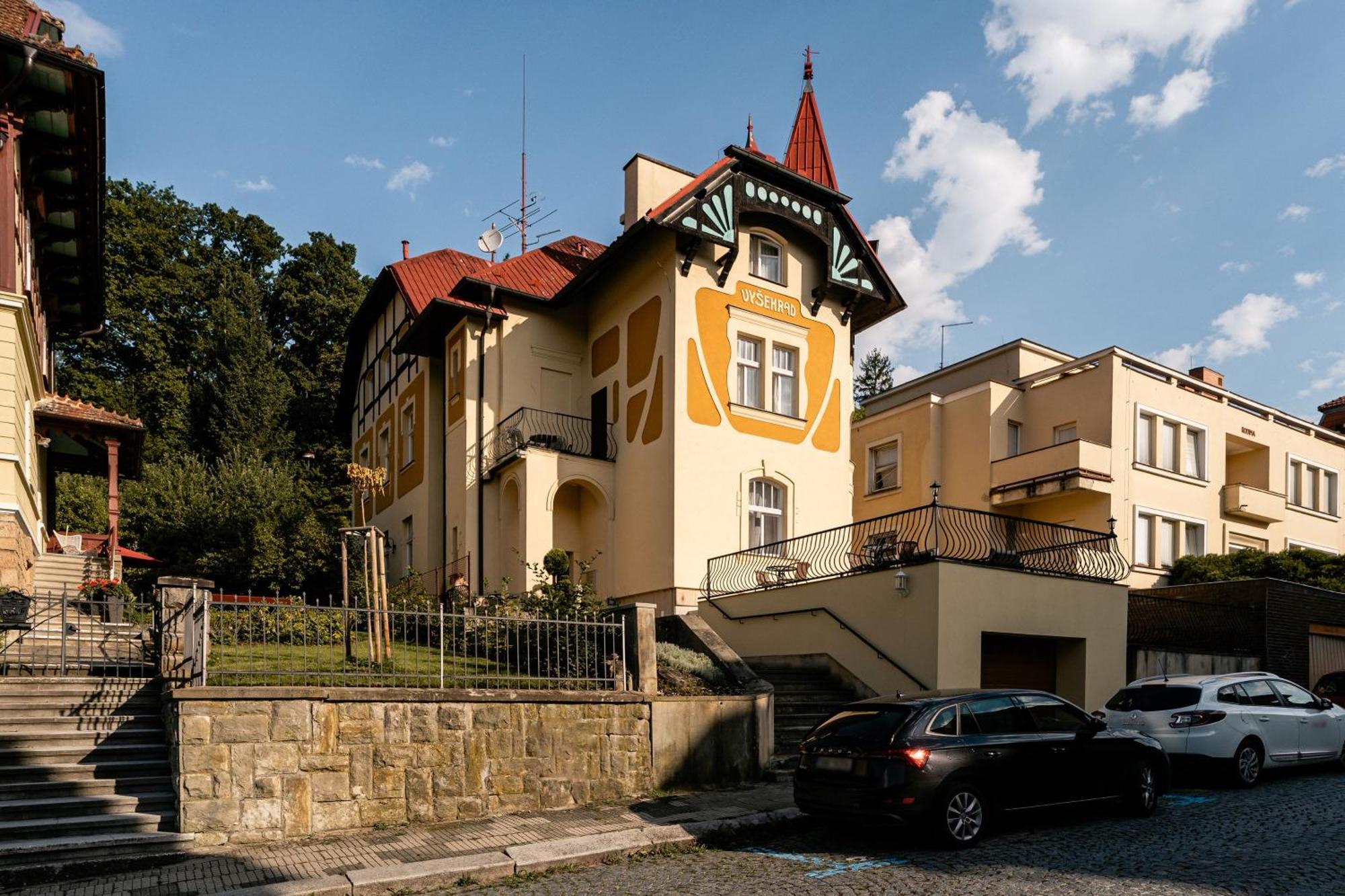 Vila Vysehrad 鲁哈科维斯 外观 照片